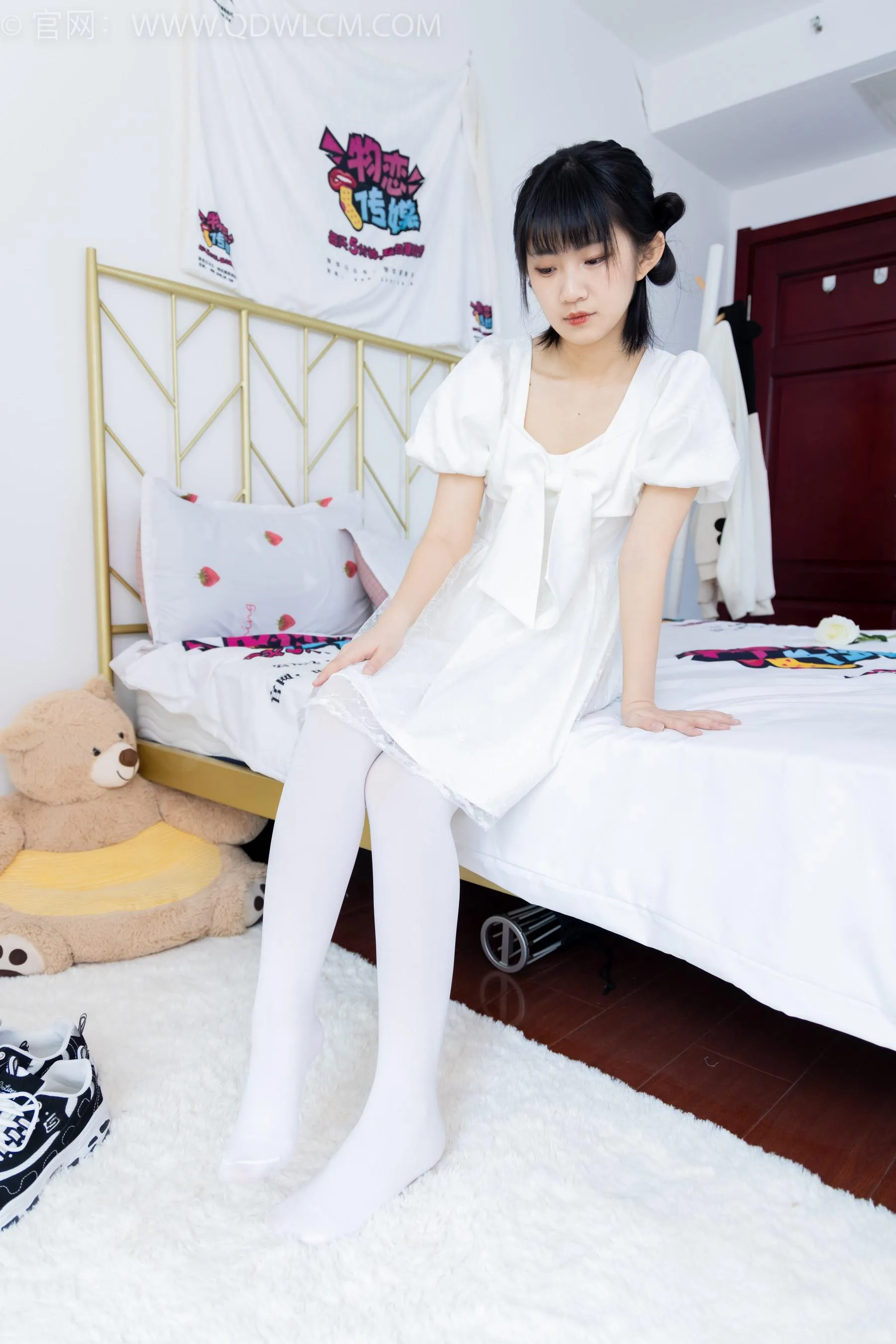 物恋传媒 NO.1581 暗月-纯白茉莉 [151P]插图9